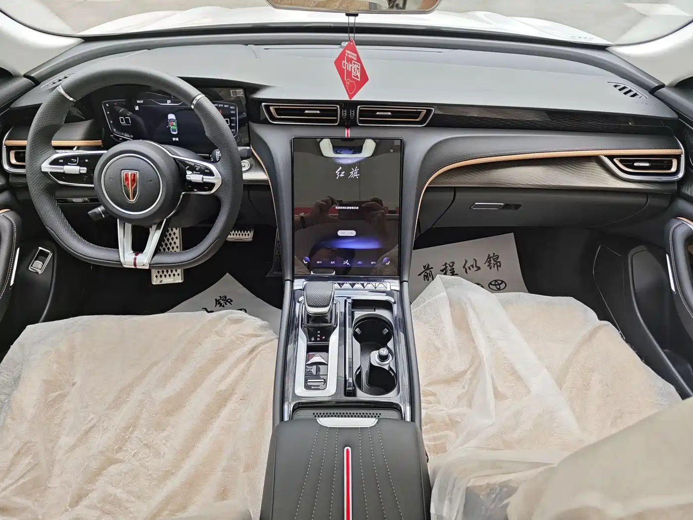 Hongqi H6 2023 2.0T Elegance Edition фото 6