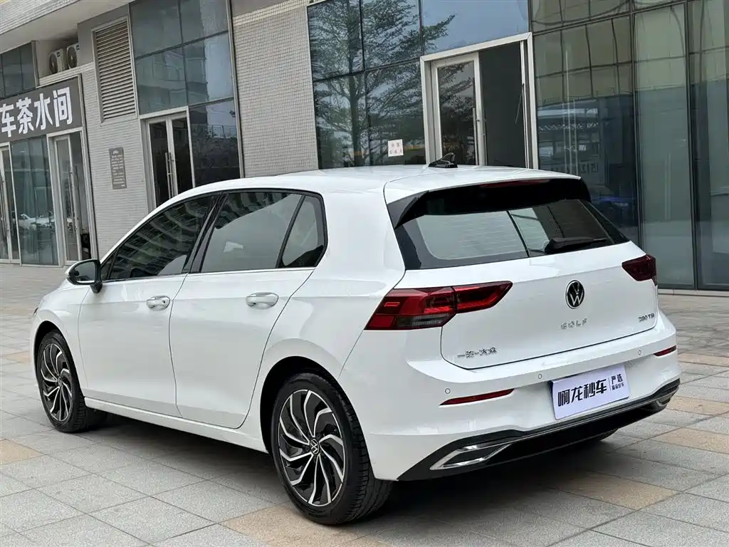 Volkswagen Golf 2021 280TSI DSG Pro фото 5