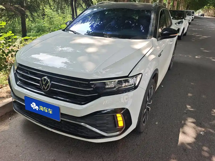 Photo 1 - Volkswagen T-ROC