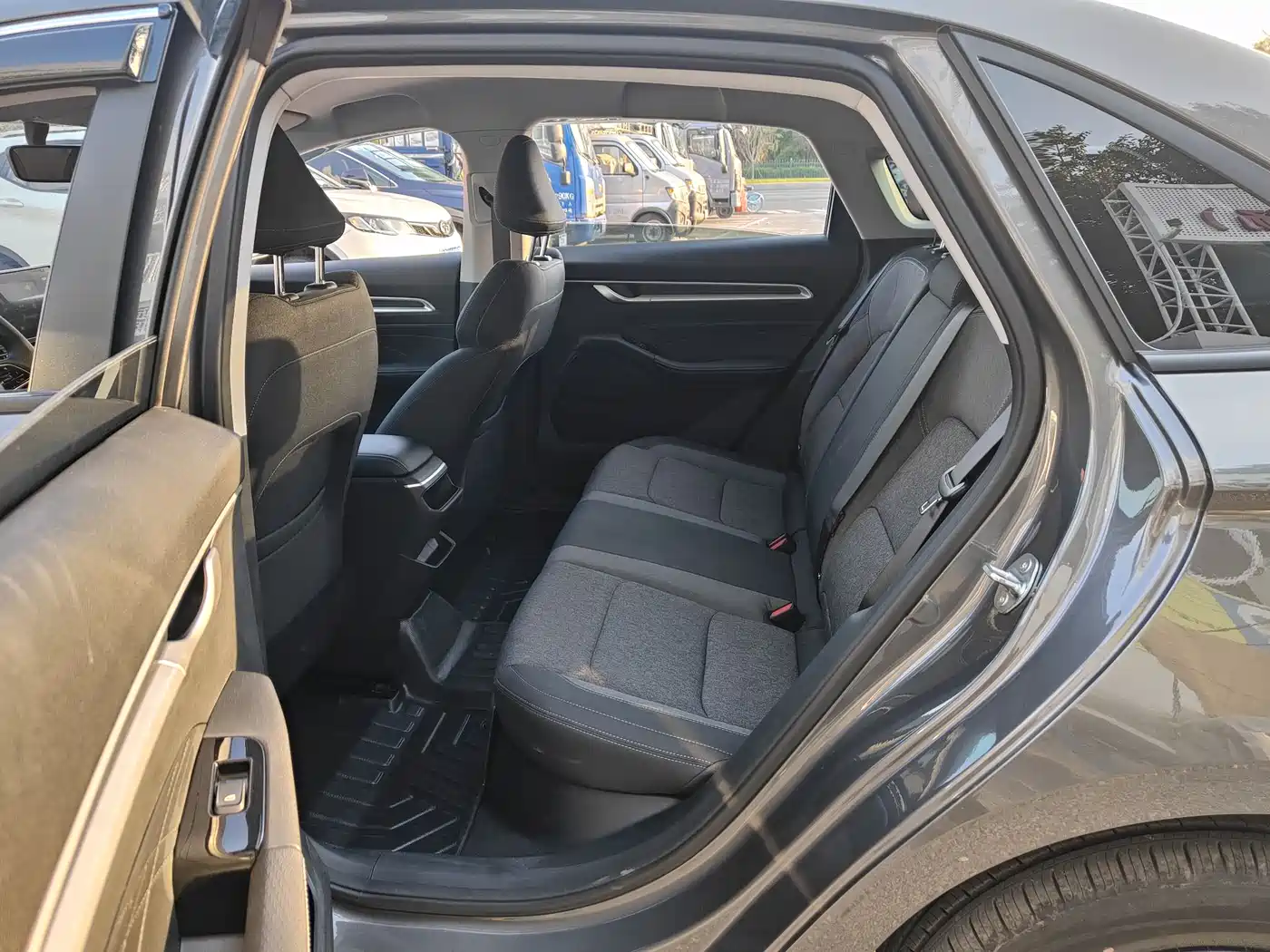 GEELY AUTOMOBILE EMGRAND