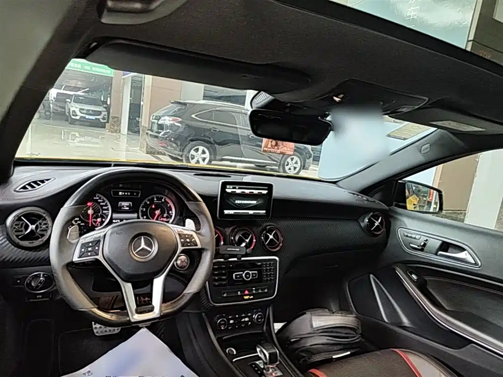 Mercedes-Benz A-Class AMG (Import) 2014 AMG A 45 4MATIC фото 10