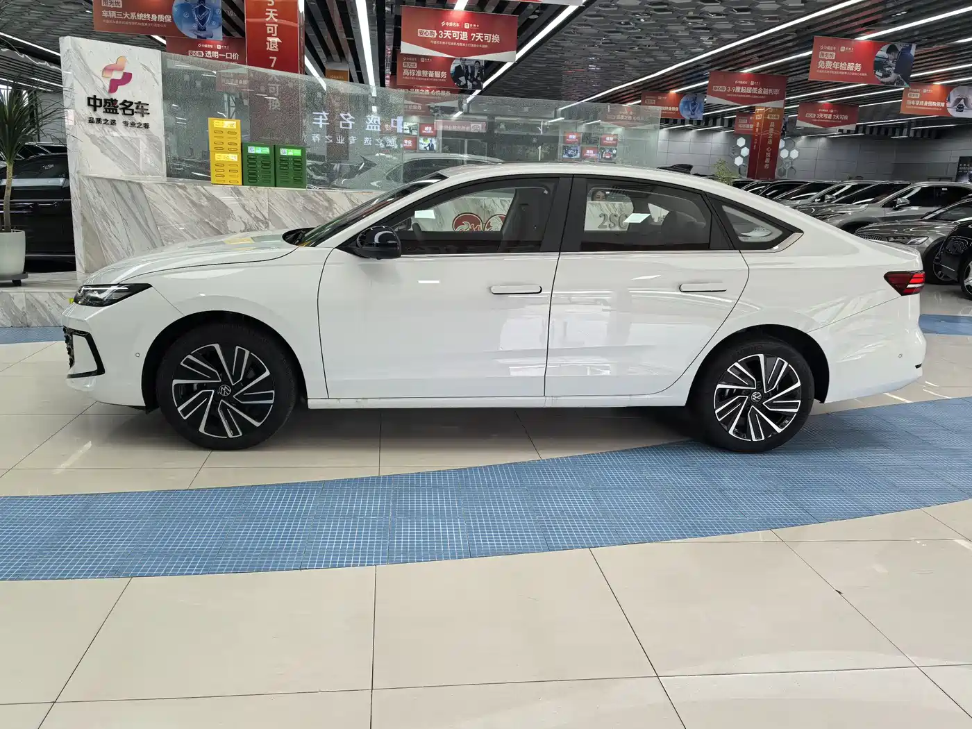 Volkswagen Lavida 2025 PRO 1.5T фото 4