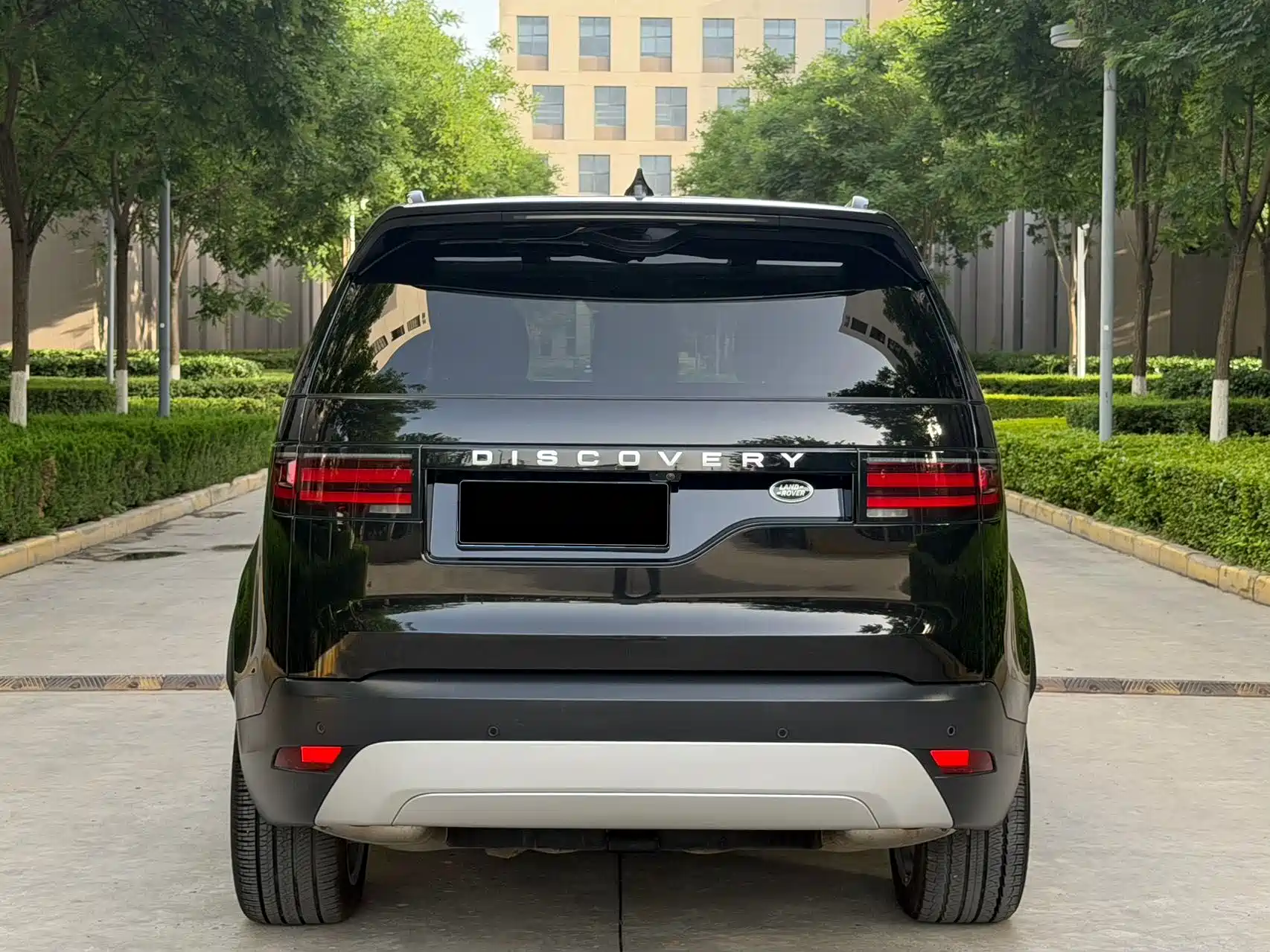 Фото 15 - Land Rover Discovery