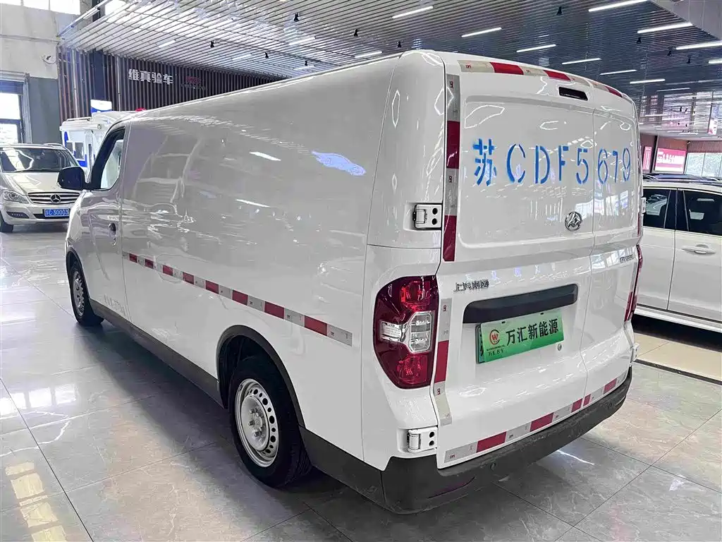 Photo 8 - Maxus Maxus EV30
