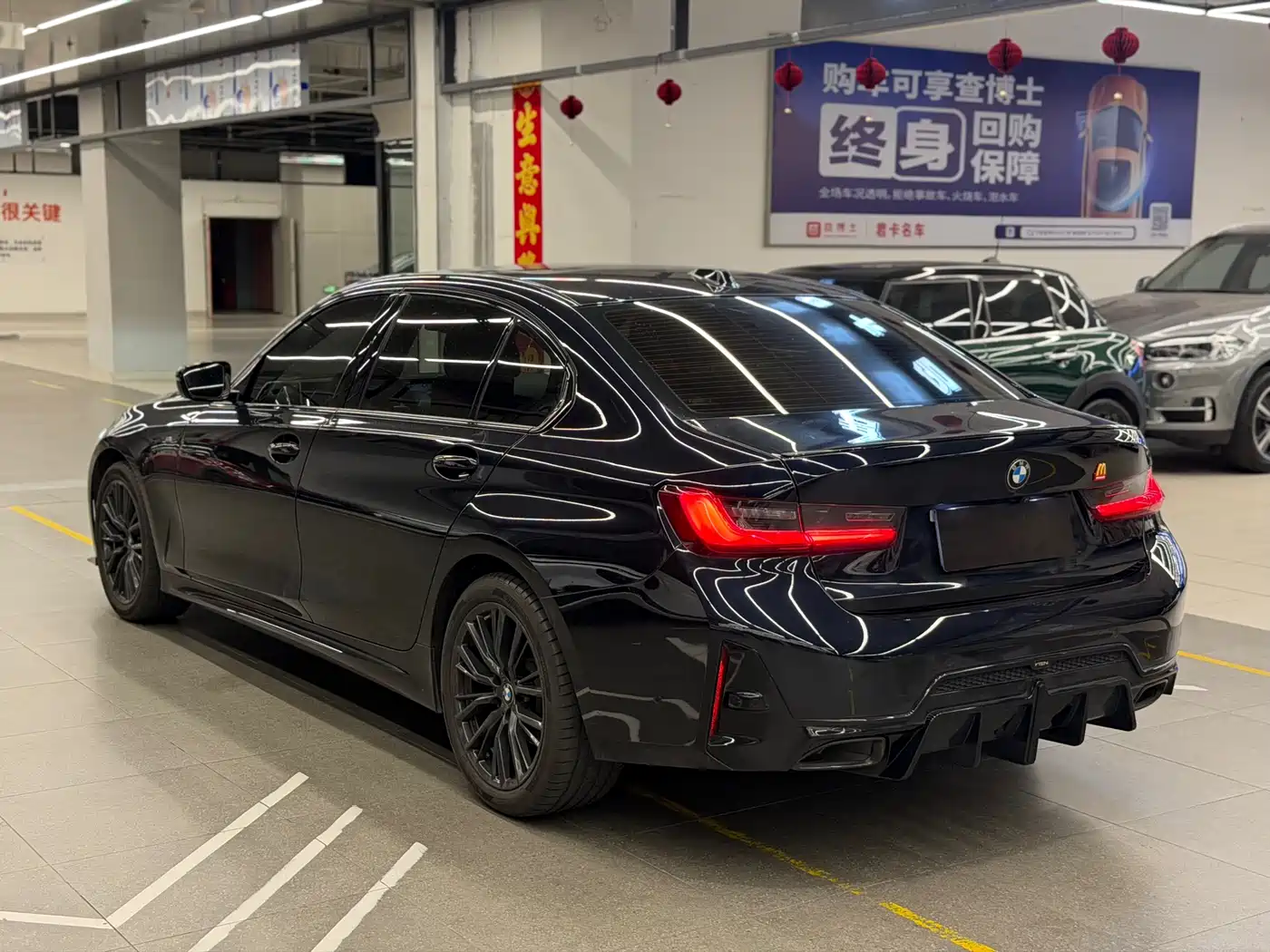 BMW 3 Series 2023 325Li M Sport Black Night Package фото 7
