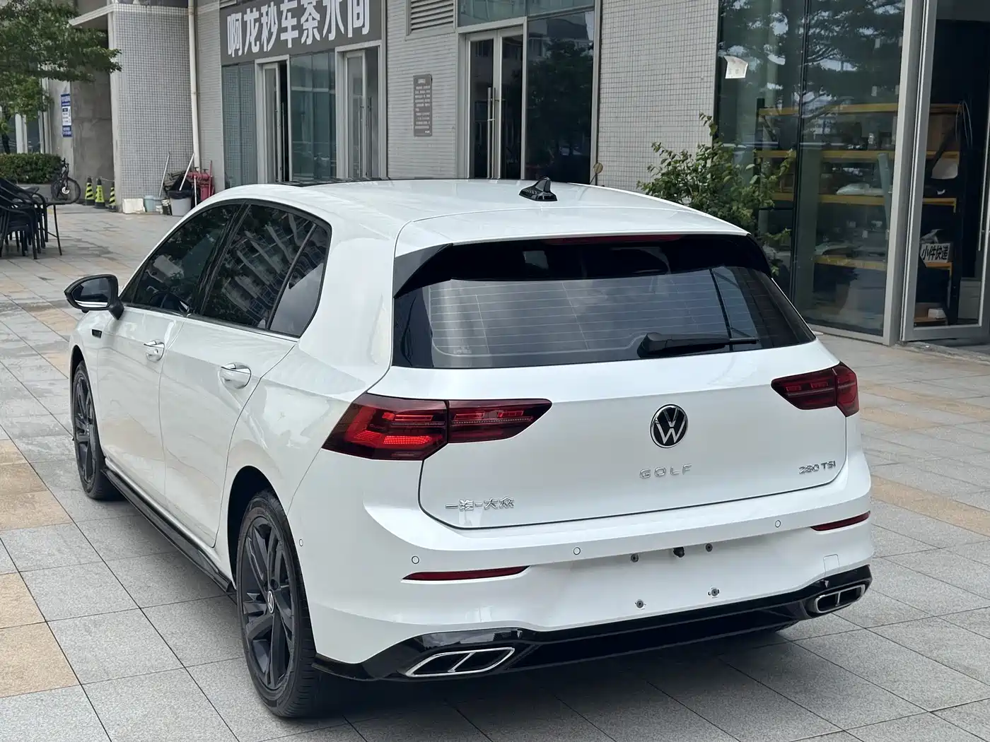 Volkswagen Golf 2023 Facelift 280TSI DSG R-Line Lite фото 21
