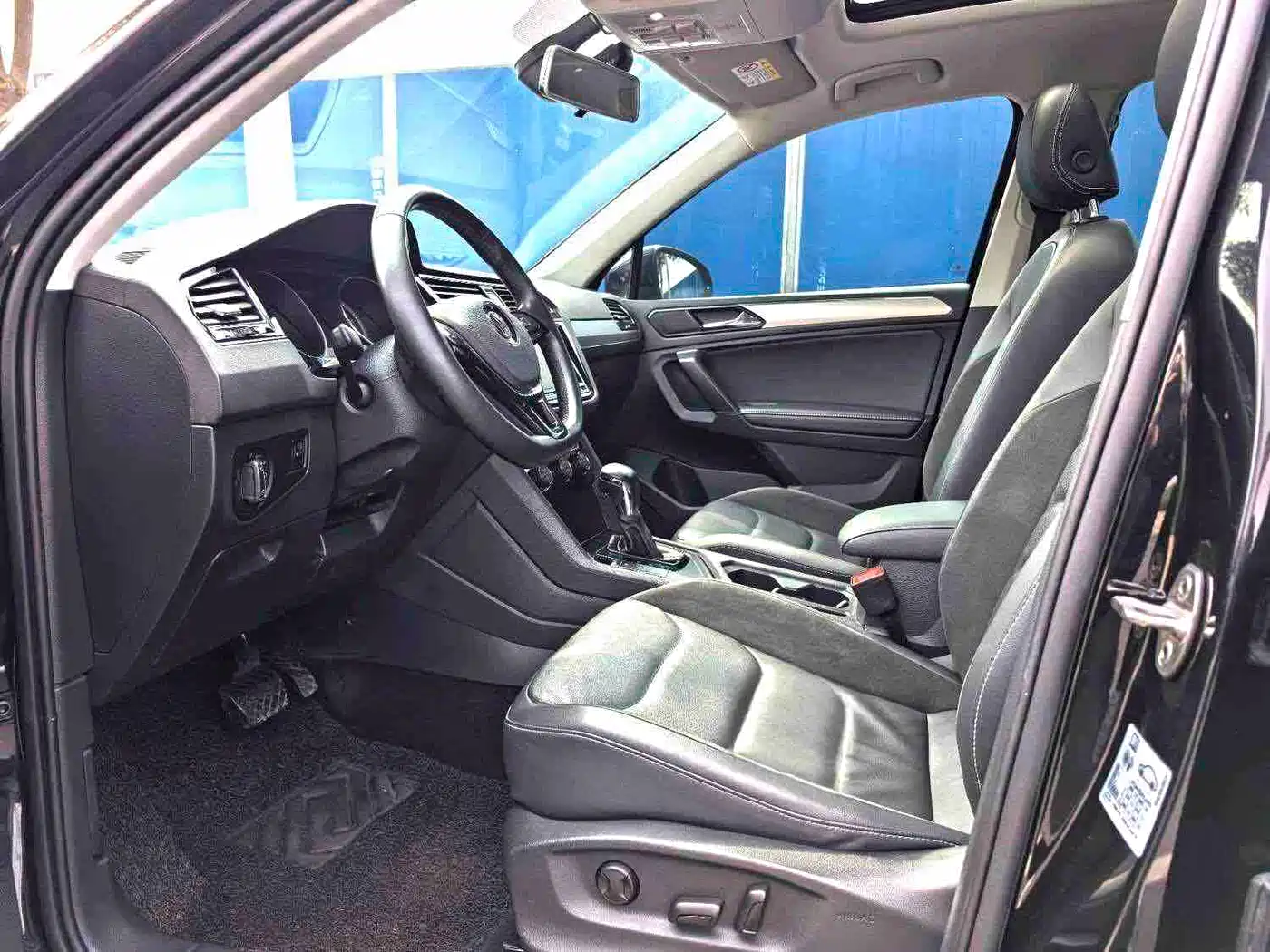 Volkswagen Tiguan L 2019 330TSI Automatic 2WD Panorama Comfort Edition China VI фото 6