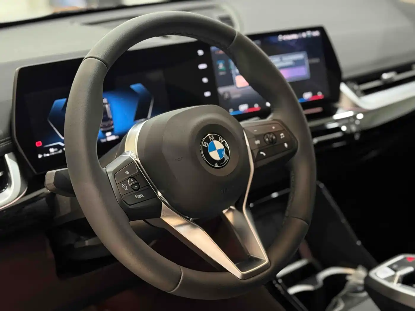 BMW X1 2024 sDrive25Li M Sport Package фото 8