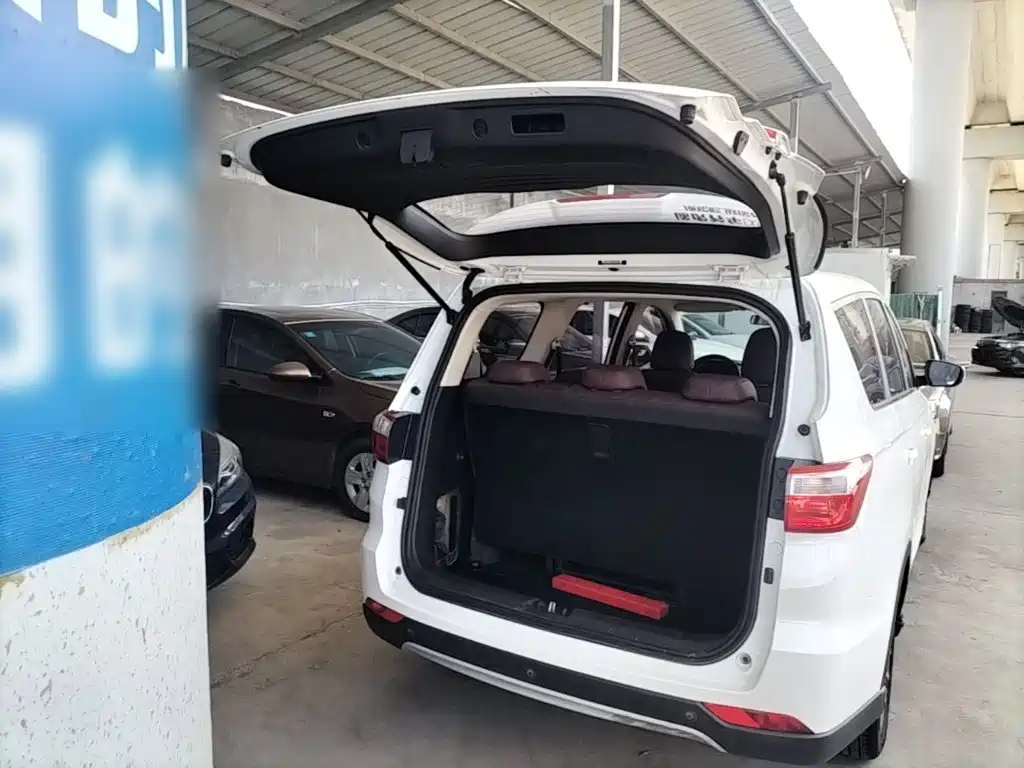 Changan Lingxuan 2017 2017 1.6L Manual Happiness