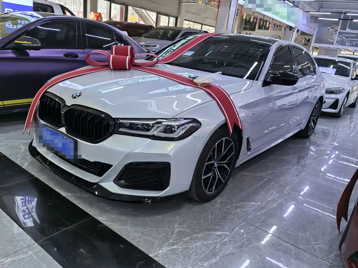 BMW 5 Series 2018 525Li M Sport Package