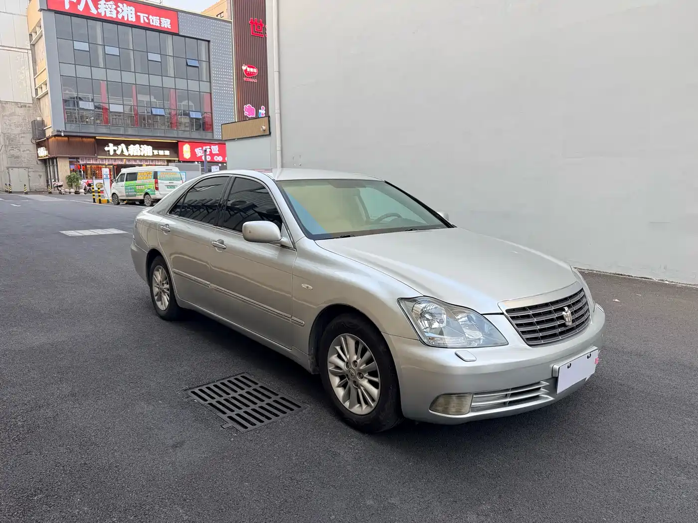 Toyota Crown 2006 2.5L Royal Leather Edition фото 3