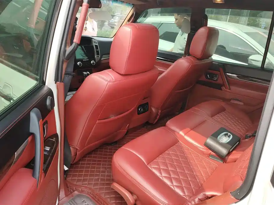 Mitsubishi Pajero 2006 Model 3.8L AT GLS фото 11