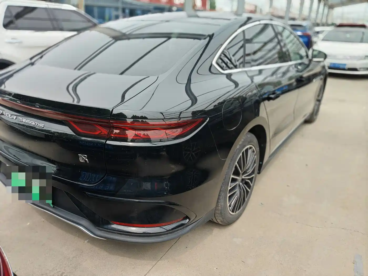 BYD Han 2022 DM-i 121KM Premium фото 7