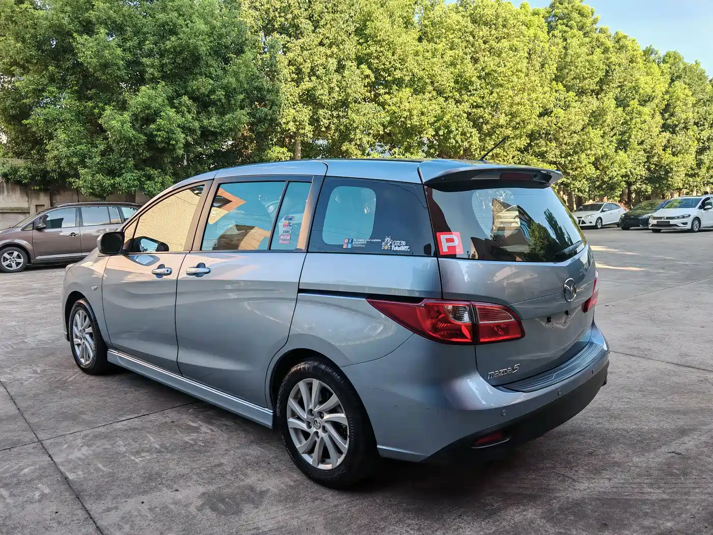 Mazda Mazda5 2011 2011 2.0L Automatic Luxury