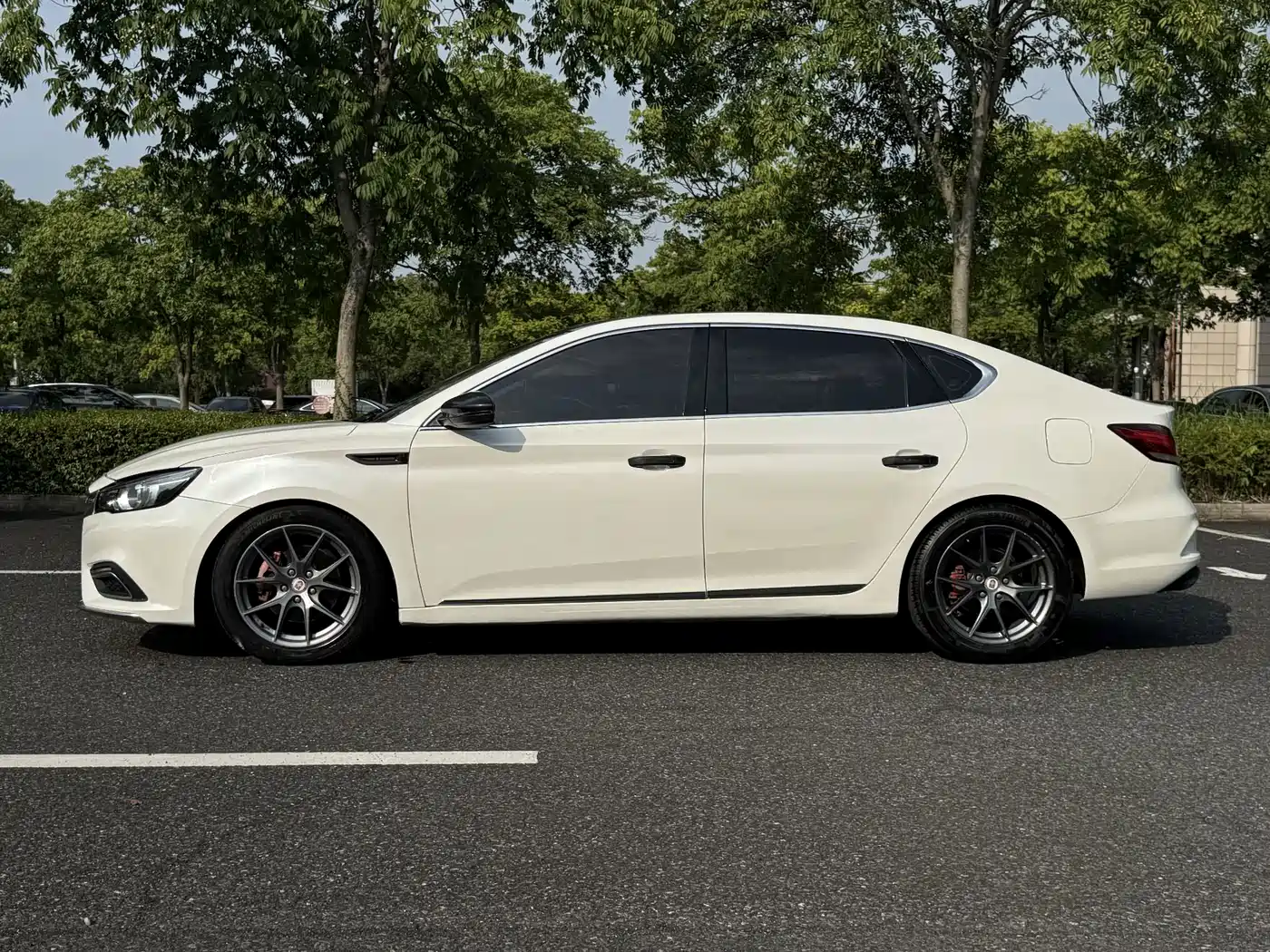 MG MG6 2018 2017 20T Automatic Luxury Smart Connect Version (China V)
