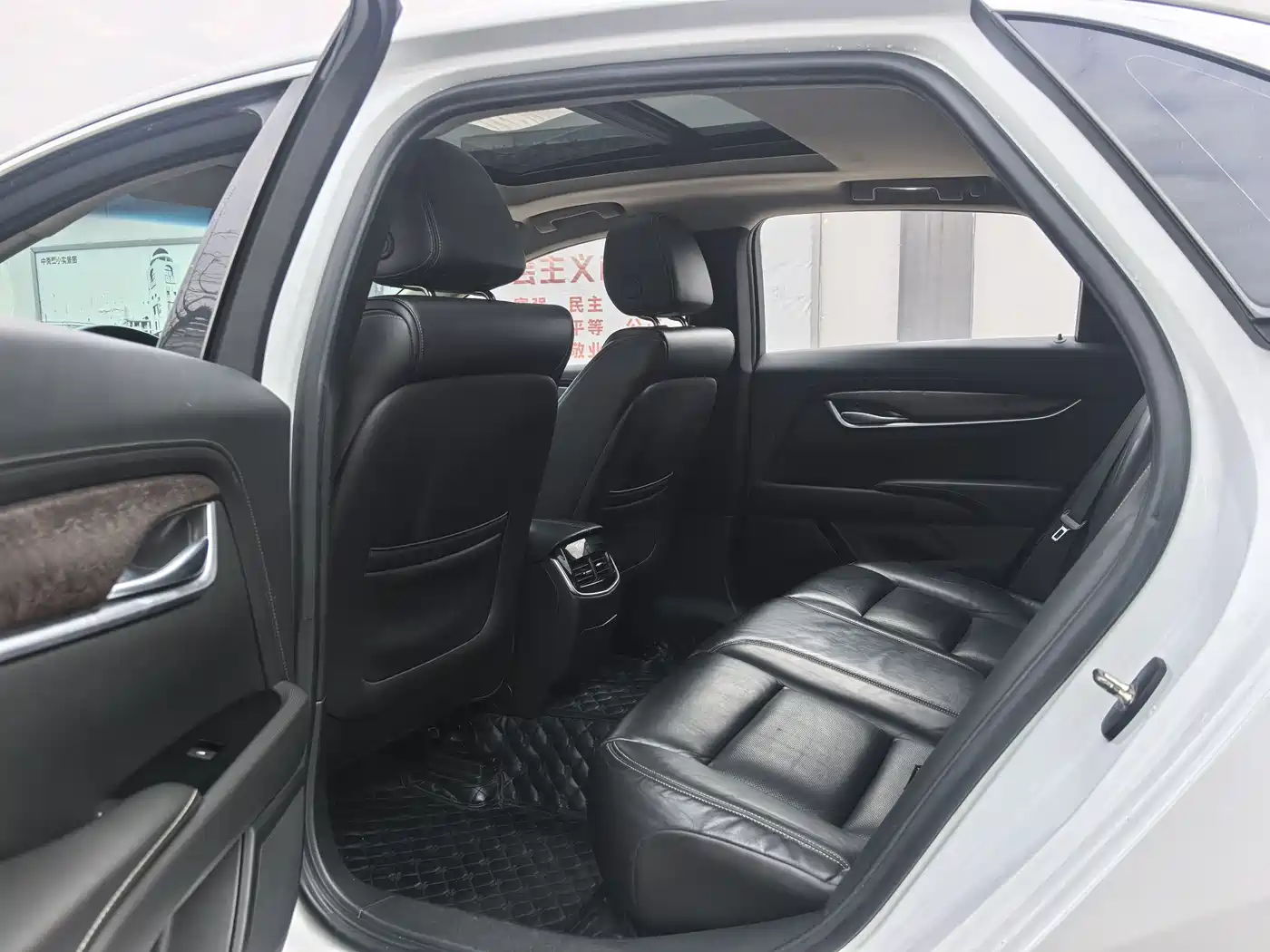 Cadillac XTS 2018 28T Elite фото 10