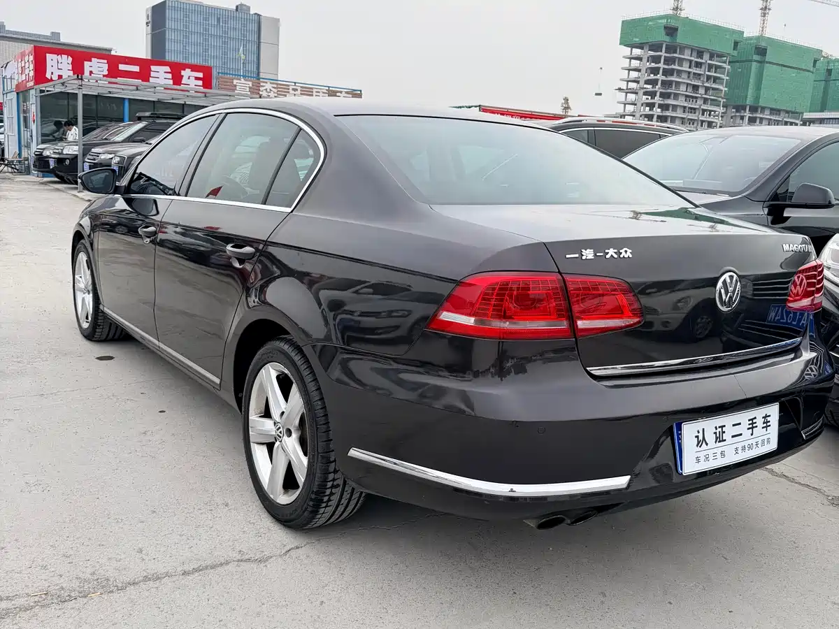Volkswagen Magotan 2012 Facelift 2.0TSI Supreme фото 4