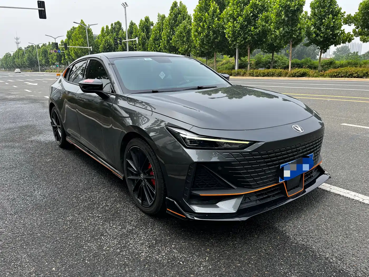 CHANGAN UNI-V