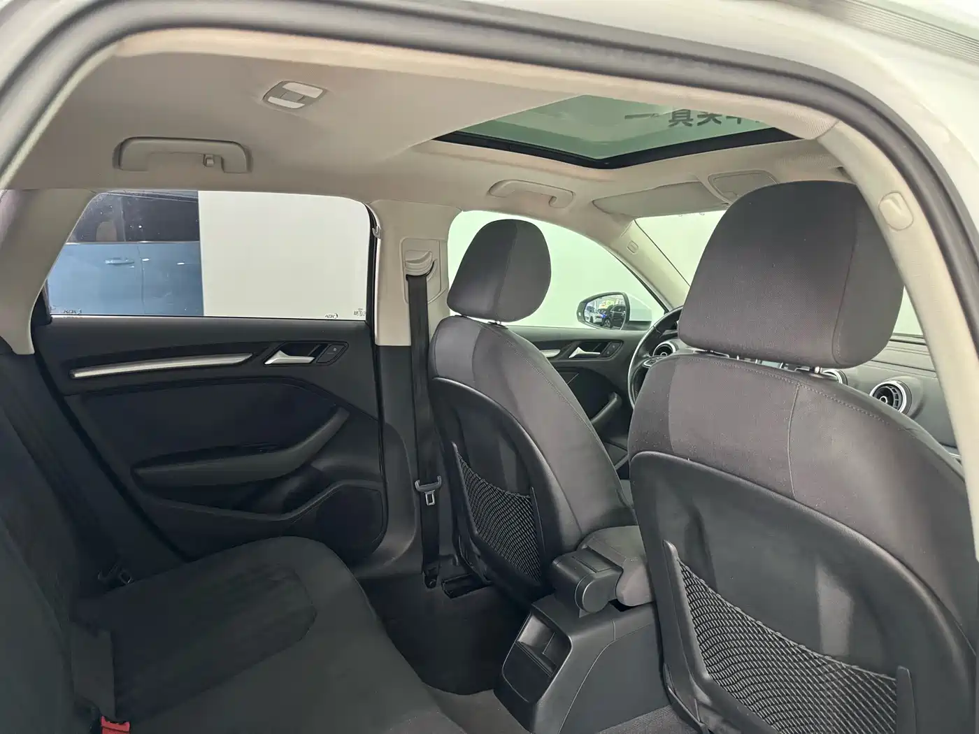 Audi A3 2016 Sportback 35 TFSI Leadership фото 11