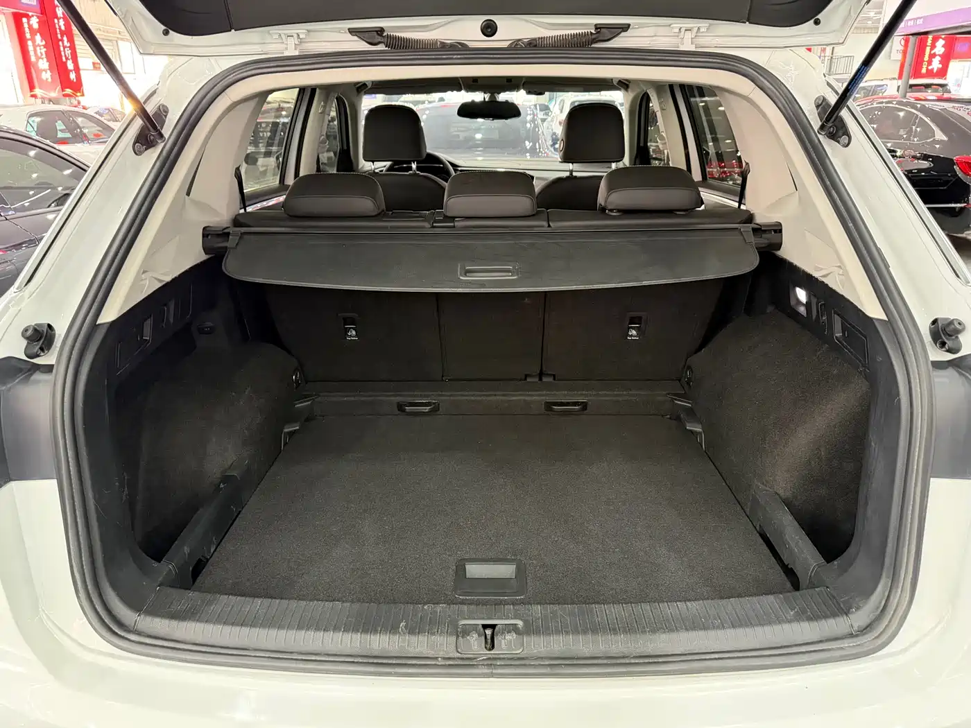Volkswagen Tayron 2019 330TSI 4WD Luxury China VI фото 14