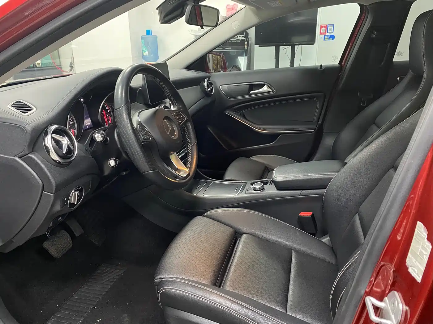 Mercedes-Benz GLA 2017 GLA 220 4MATIC Fashion фото 7