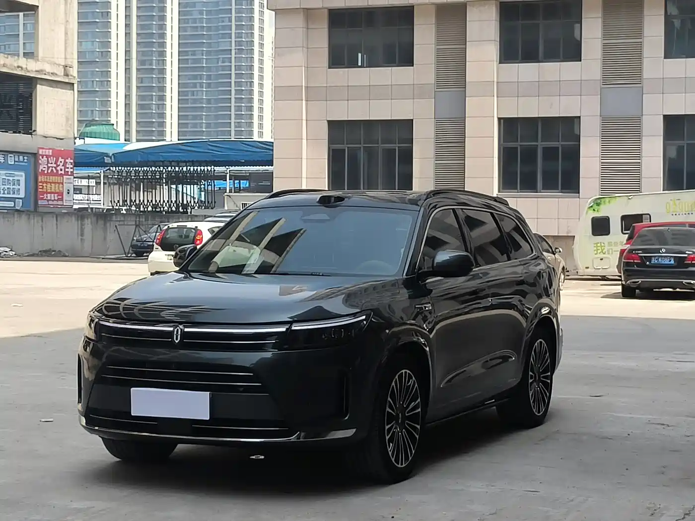 AITO Wenjie AITO M7 2024 1.5T Smart AWD Max Edition 5-Seater
