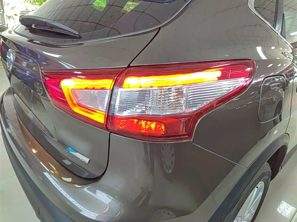 Фото 8 - Nissan Qashqai