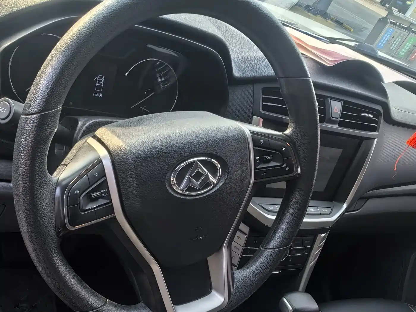 Maxus Maxus T60 2019 2019 2.0T Gasoline Automatic 2WD High-Chassis Comfort Long-Cabin China VI
