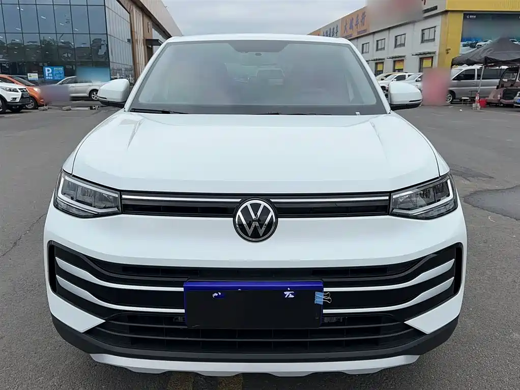 VOLKSWAGEN TUYUE