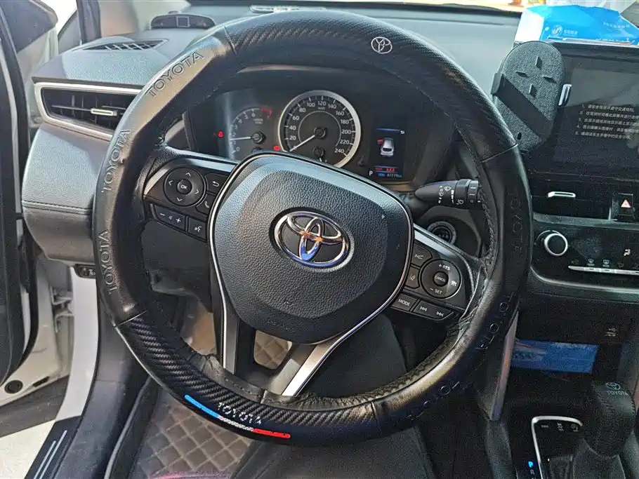 Toyota Corolla Cross 2022 2.0L Luxury Edition фото 15