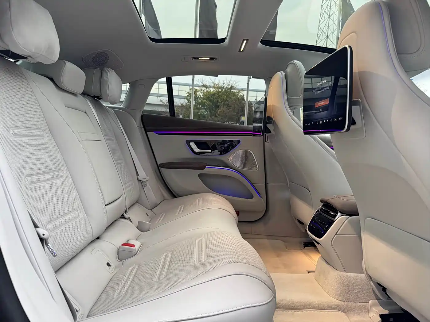 MERCEDES-BENZ EQS AMG