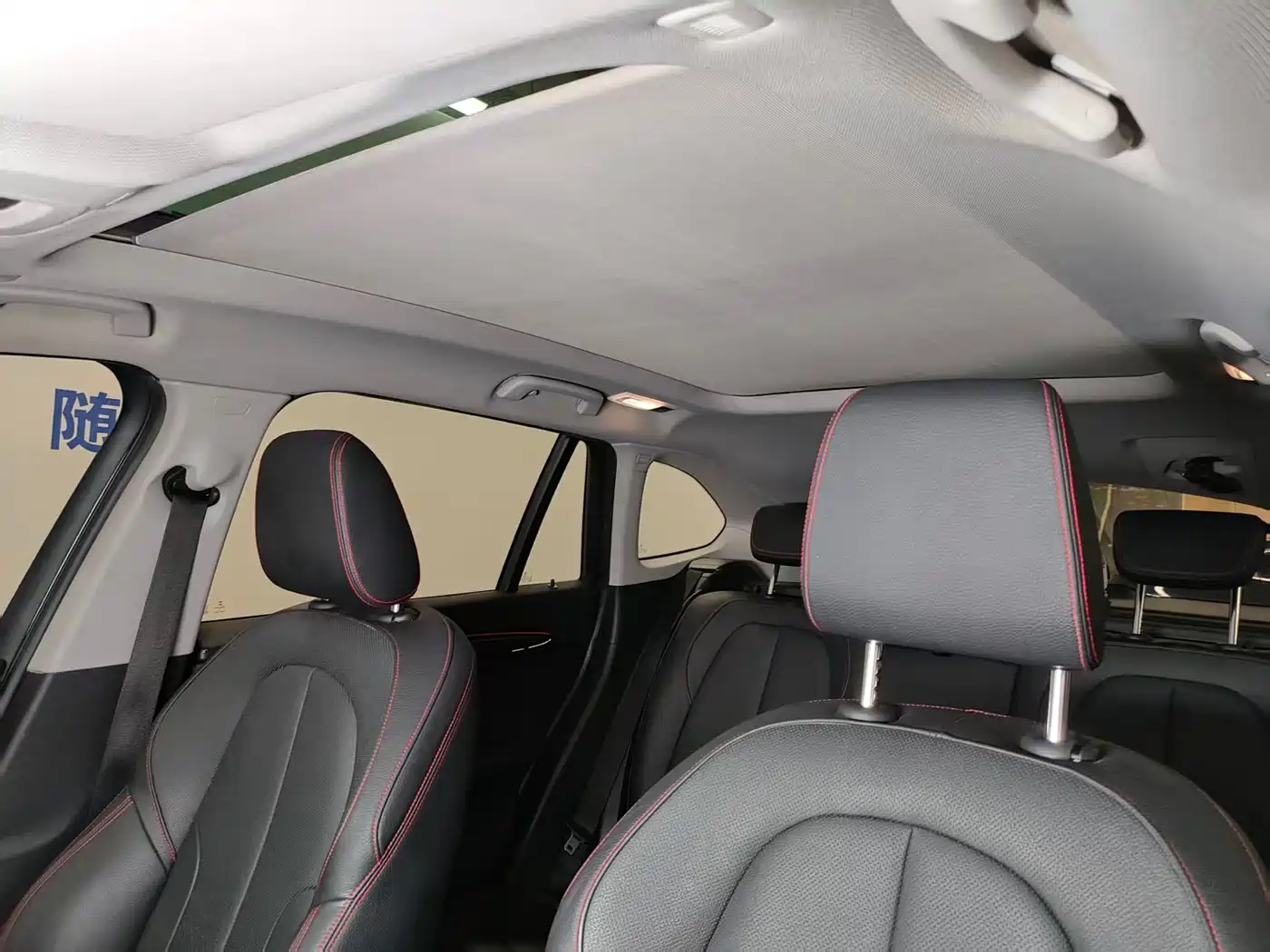 BMW X1 2018 sDrive18Li Premium Model фото 5