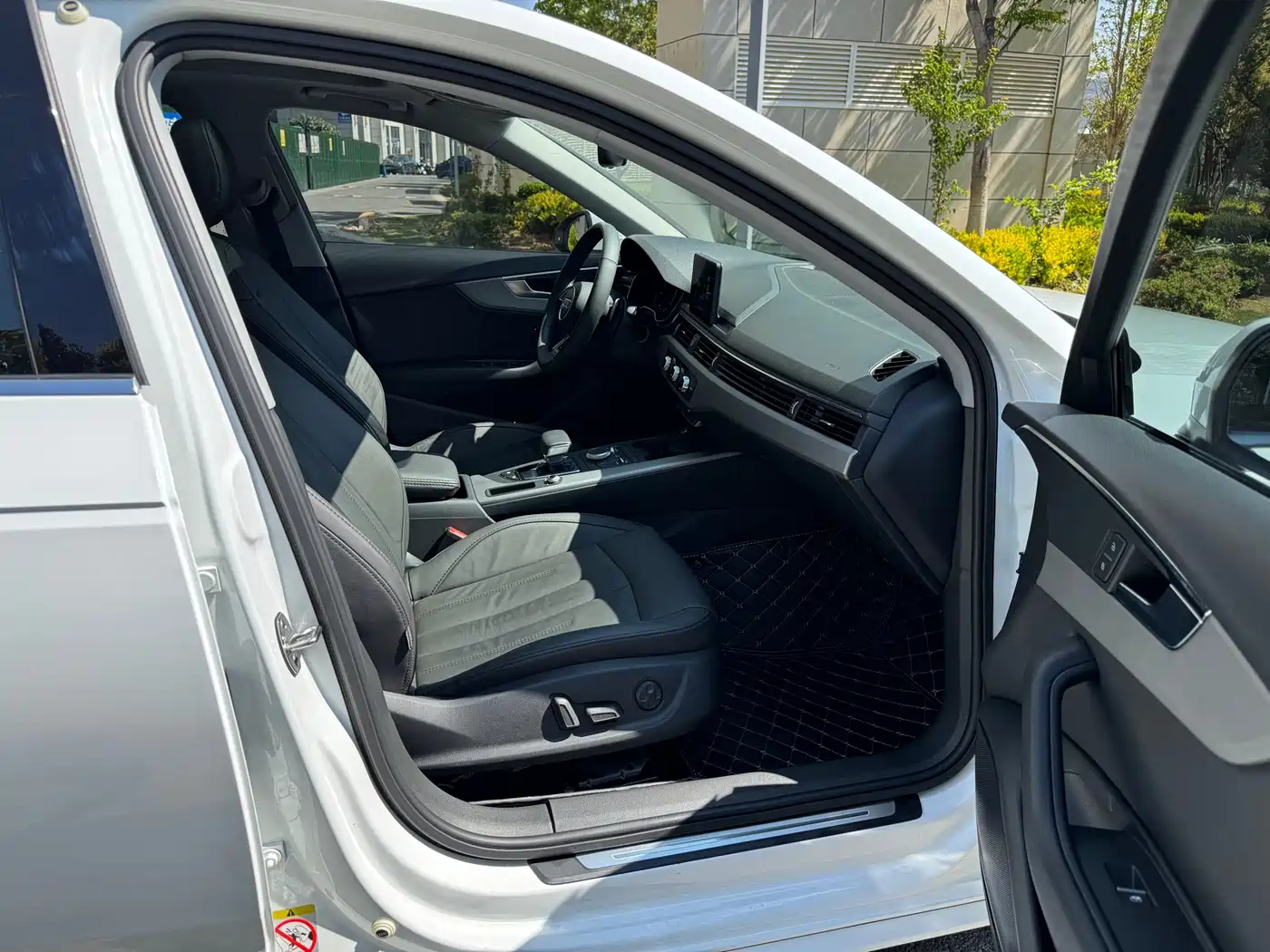 Audi A4L 2019 40 TFSI Progressive (China VI) фото 40