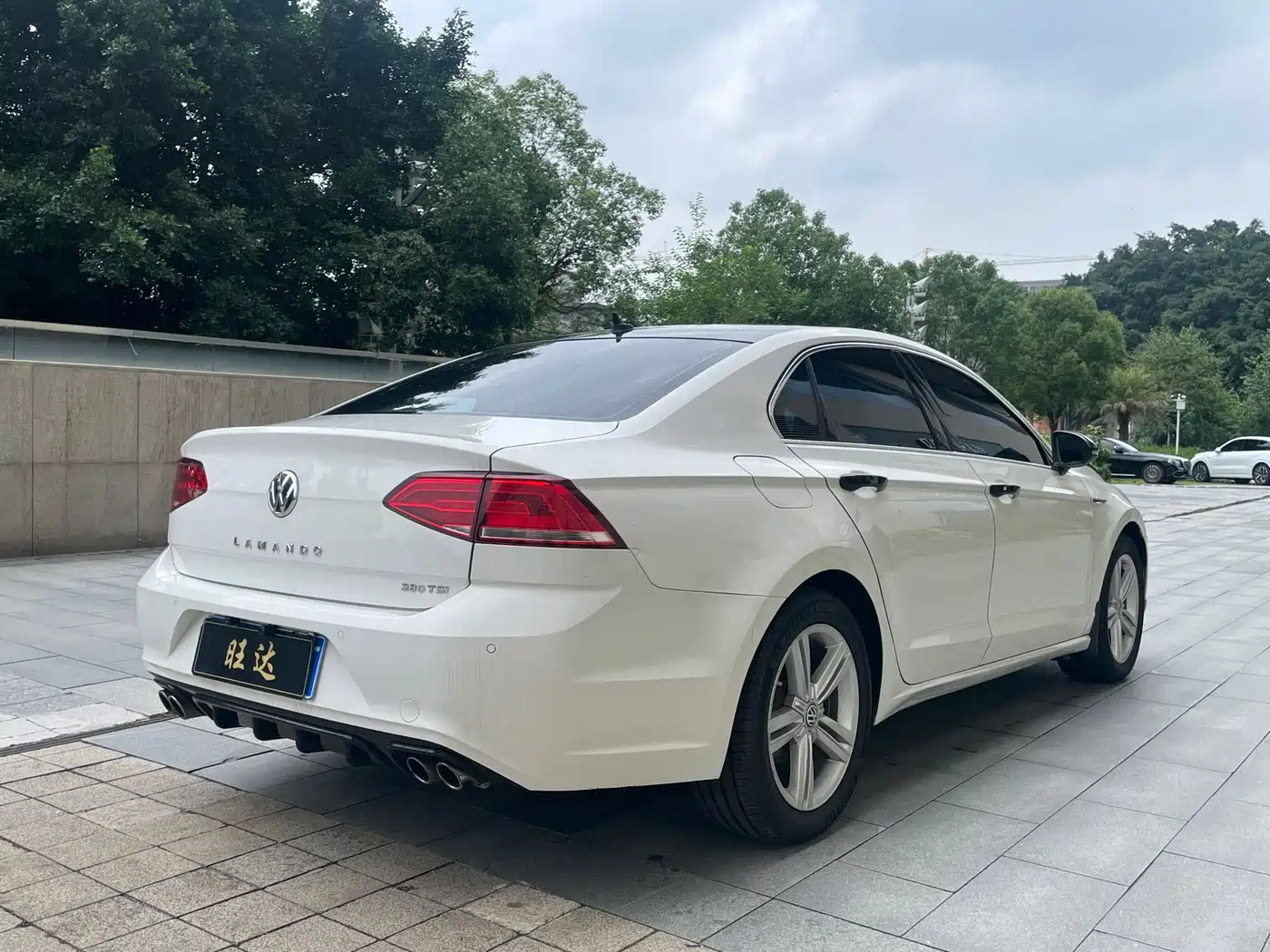 Volkswagen Lamando 2015 280TSI DSG Comfort фото 7