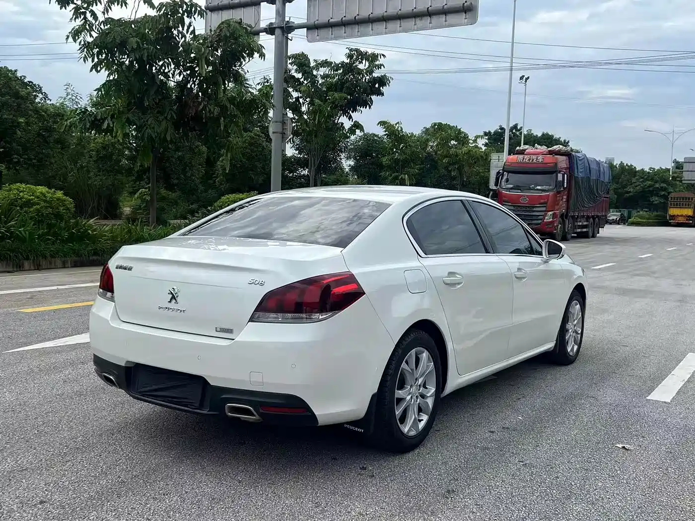 Peugeot 508 2016 2015 1.6THP Auto Excellence Edition