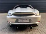 Photo 4 - Porsche 718
