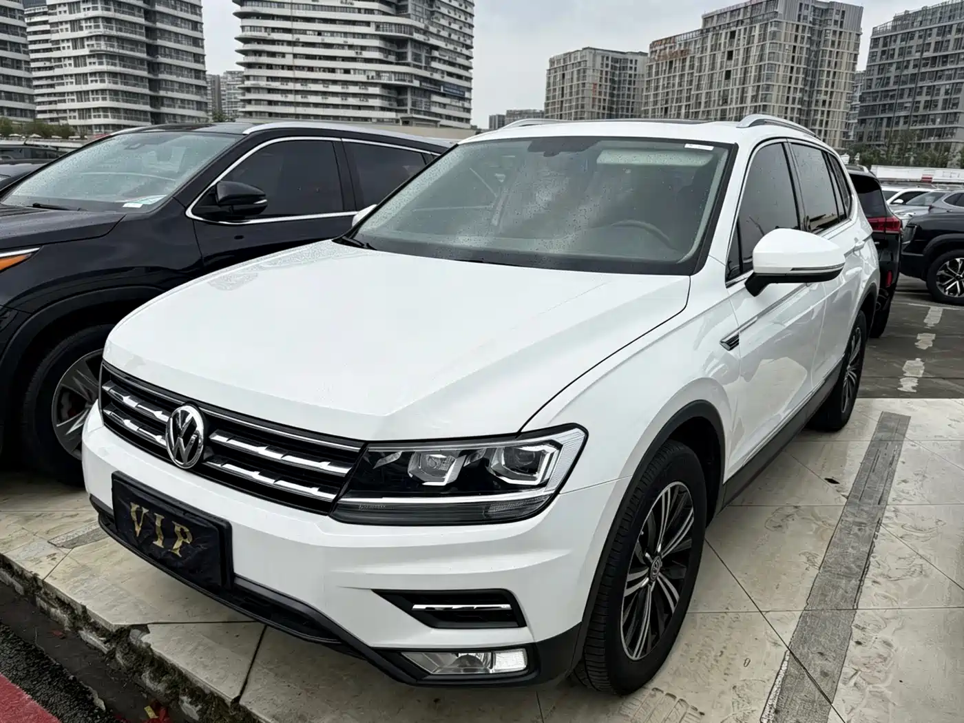 Volkswagen Tiguan L 2019 330TSI Automatic 2WD Smart Luxury Edition China VI