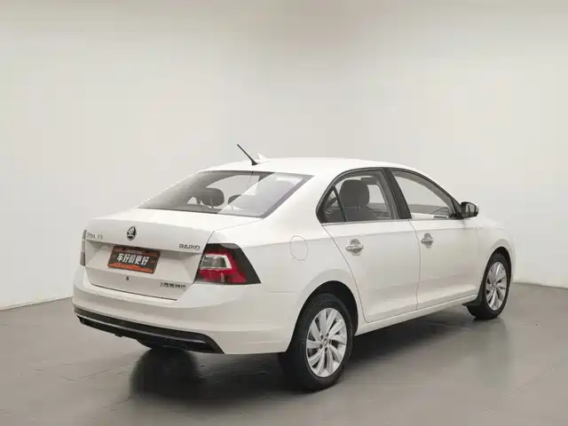 Škoda Rapid 2019 1.5L Automatic Comfort China V — фото 2