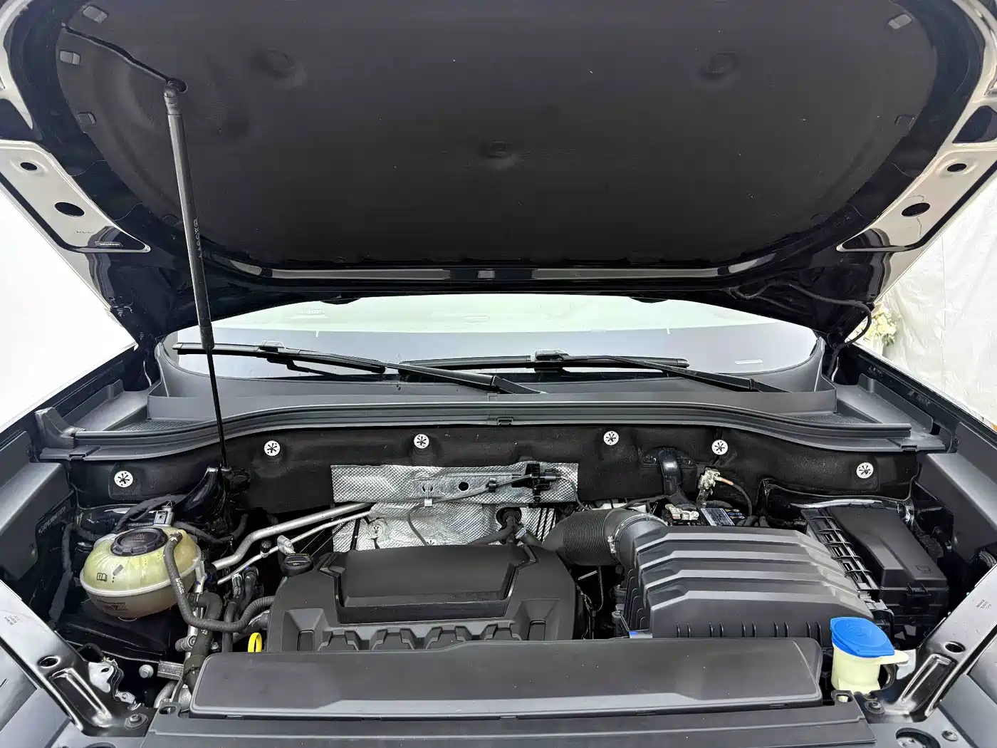 Volkswagen Teramont 2023 380TSI AWD Premium Luxury Edition фото 13
