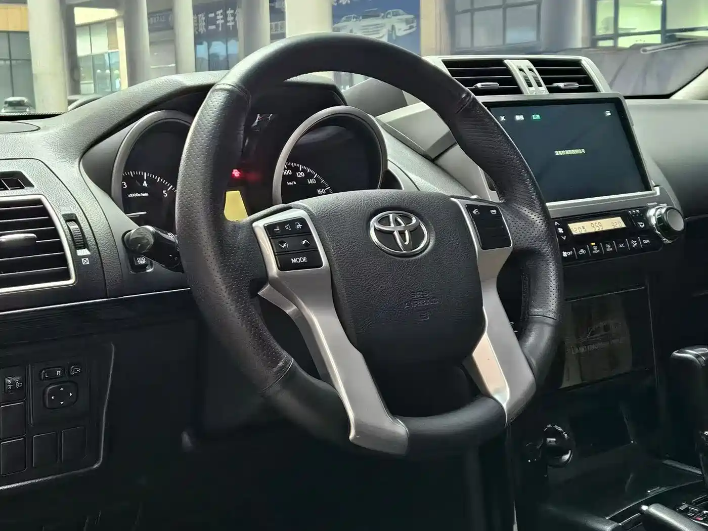 Toyota Prado 2016 2.7L Auto Standard Edition фото 3