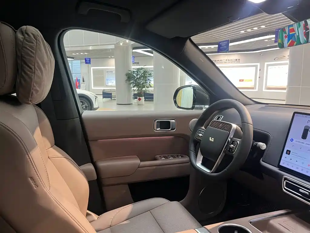 Li Auto IDEAL L7