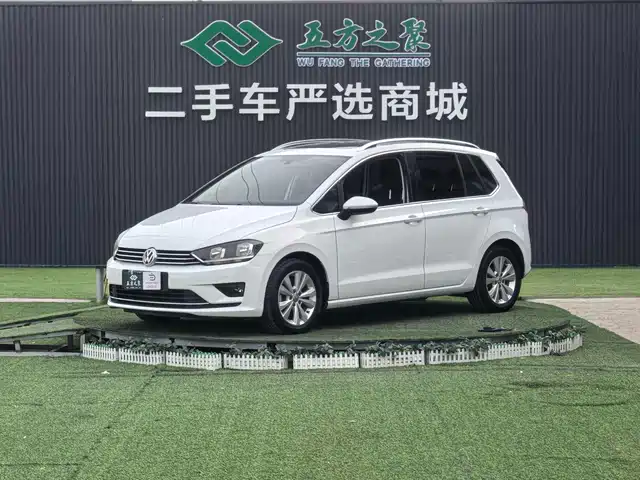 Volkswagen Golf Sportsvan 2016 230TSI Automatic Progressive