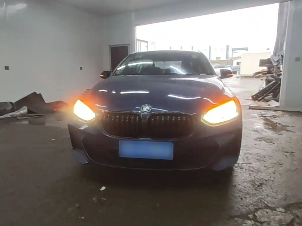 صورة 3 - BMW 1 Series