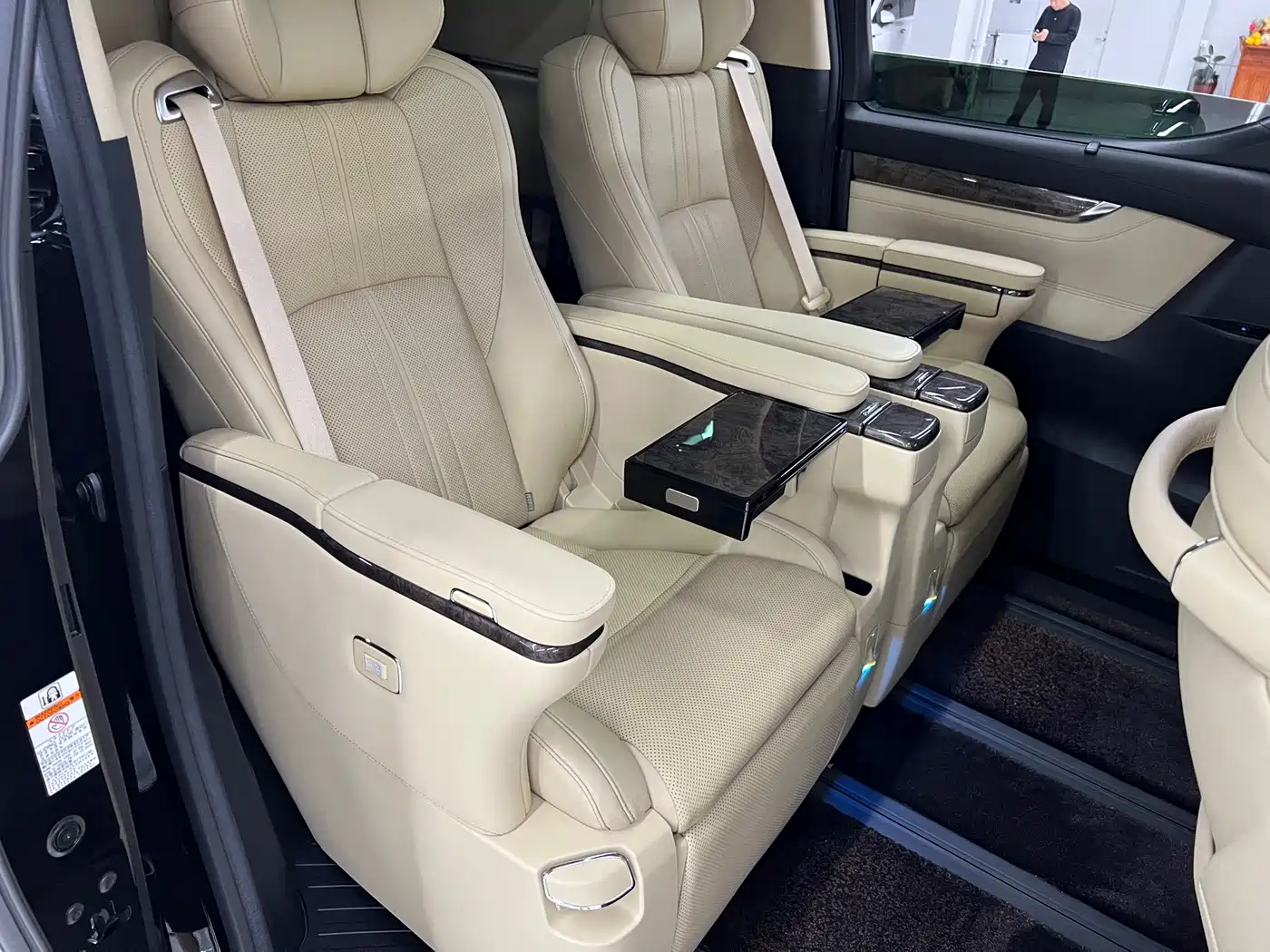 Toyota Vellfire 2021 2021 Crown Hybrid 2.5L HV Premium Edition