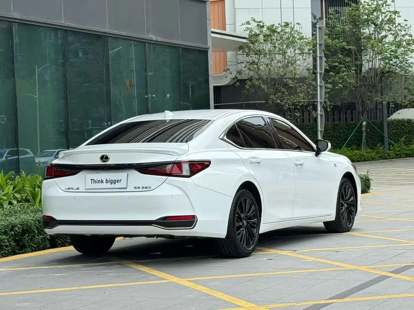 Lexus ES 2021 260 Premium Edition фото 7