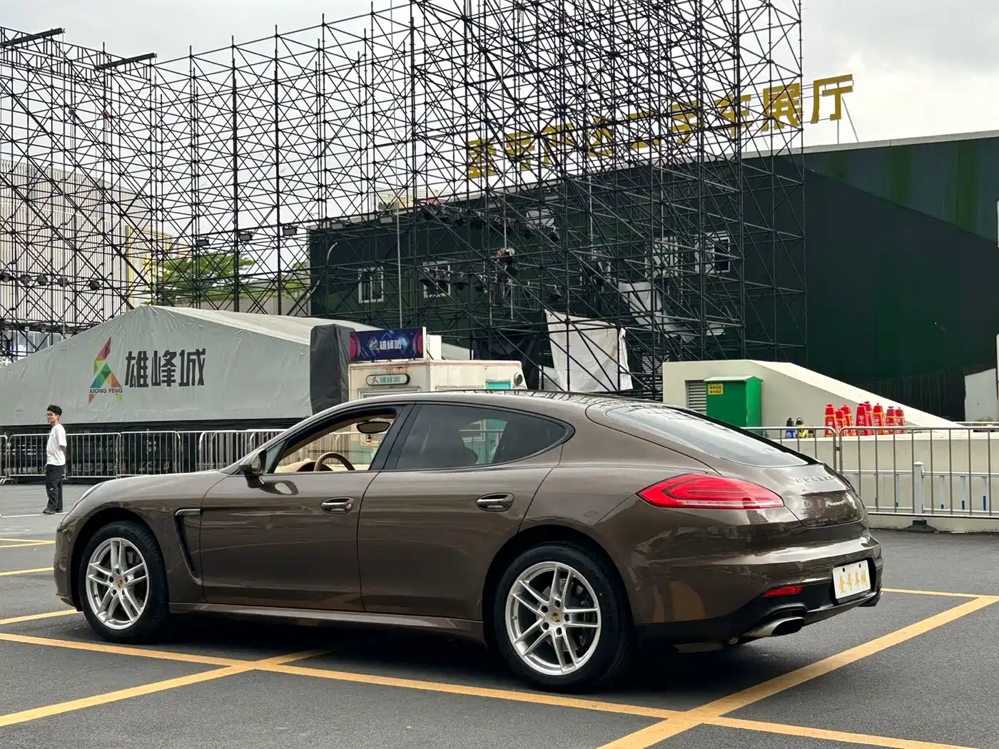 Porsche Panamera 2014 Panamera 3.0T фото 10