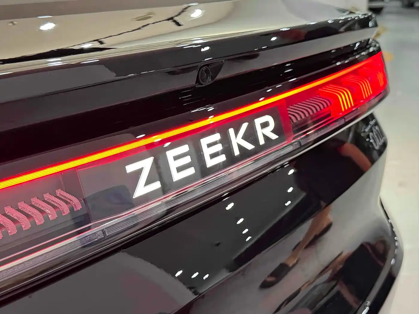 ZEEKR EXTREME KRYPTON 001