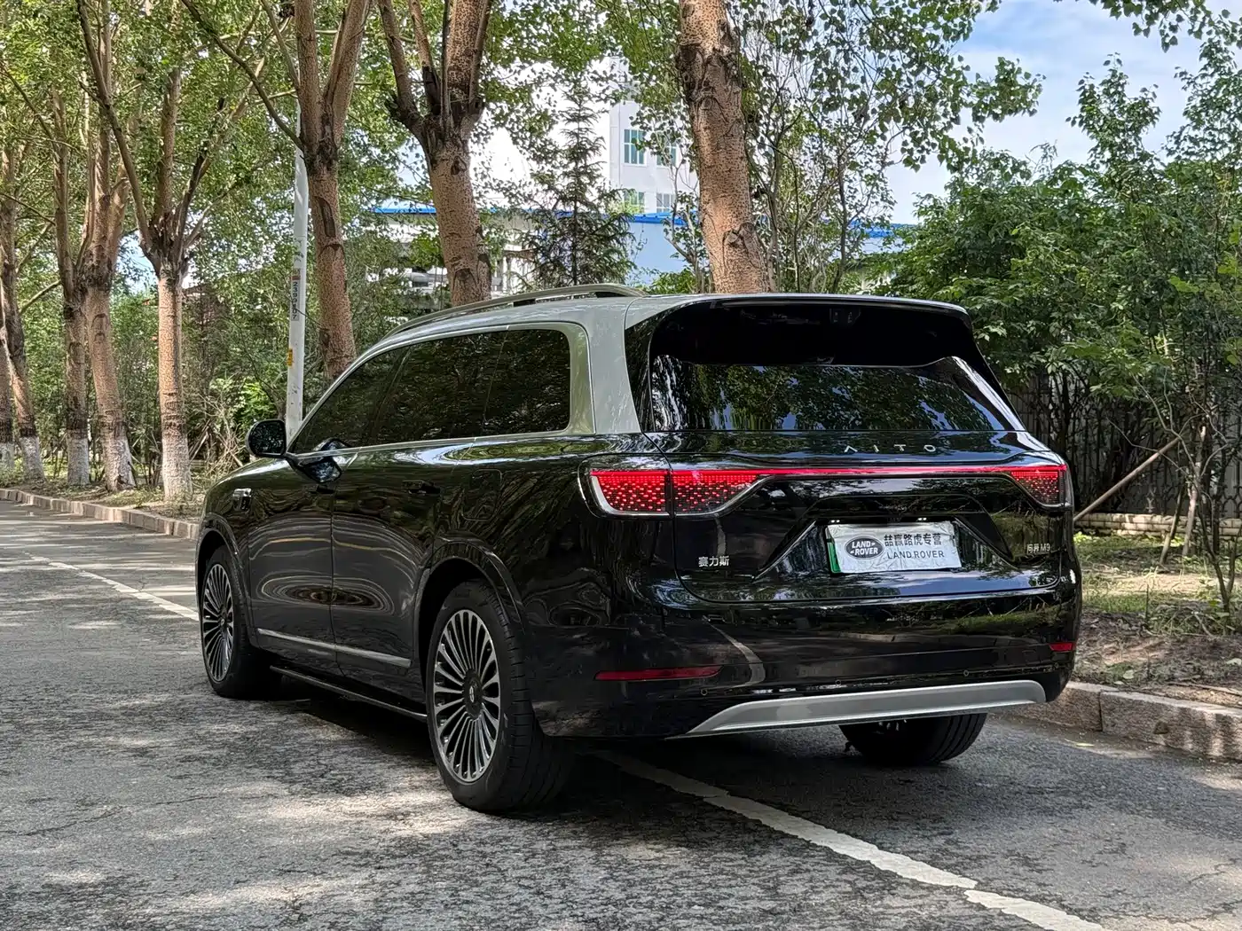 AITO Wenjie AITO M9 2026 2025 Extended Range Ultra 52kWh 5-Seater