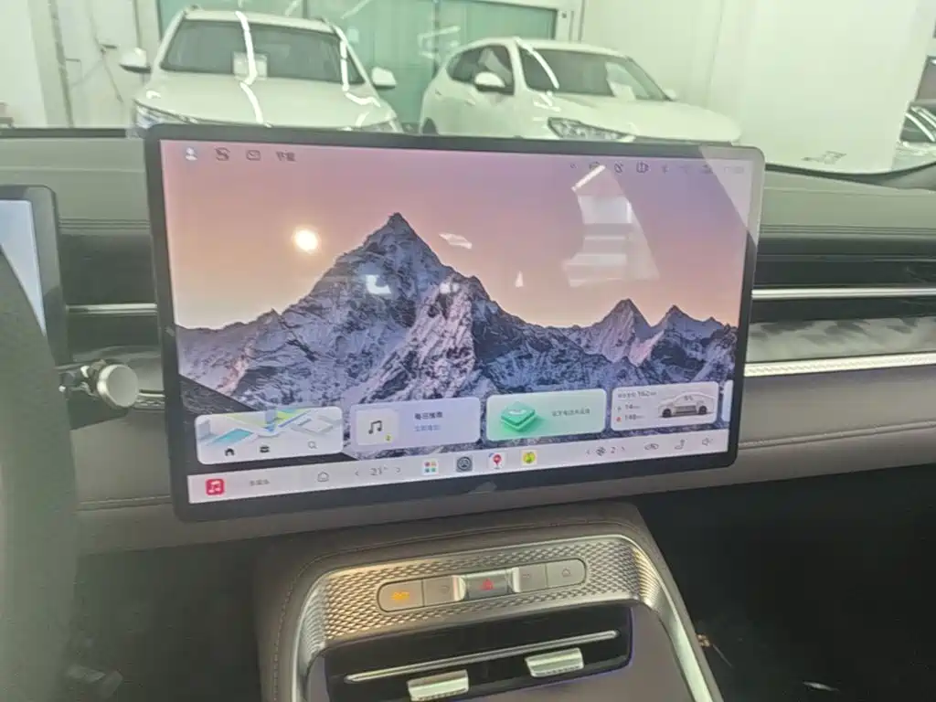 Roewe M7 DMH 2026 2025 1.5T 115km Mid-range