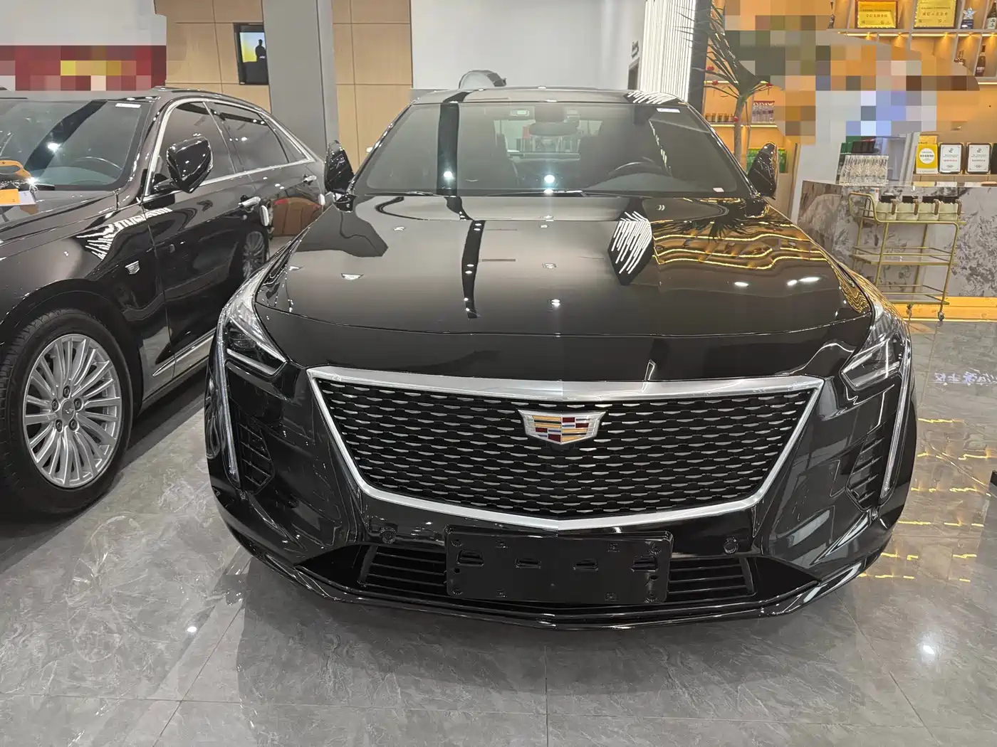 CADILLAC CT6